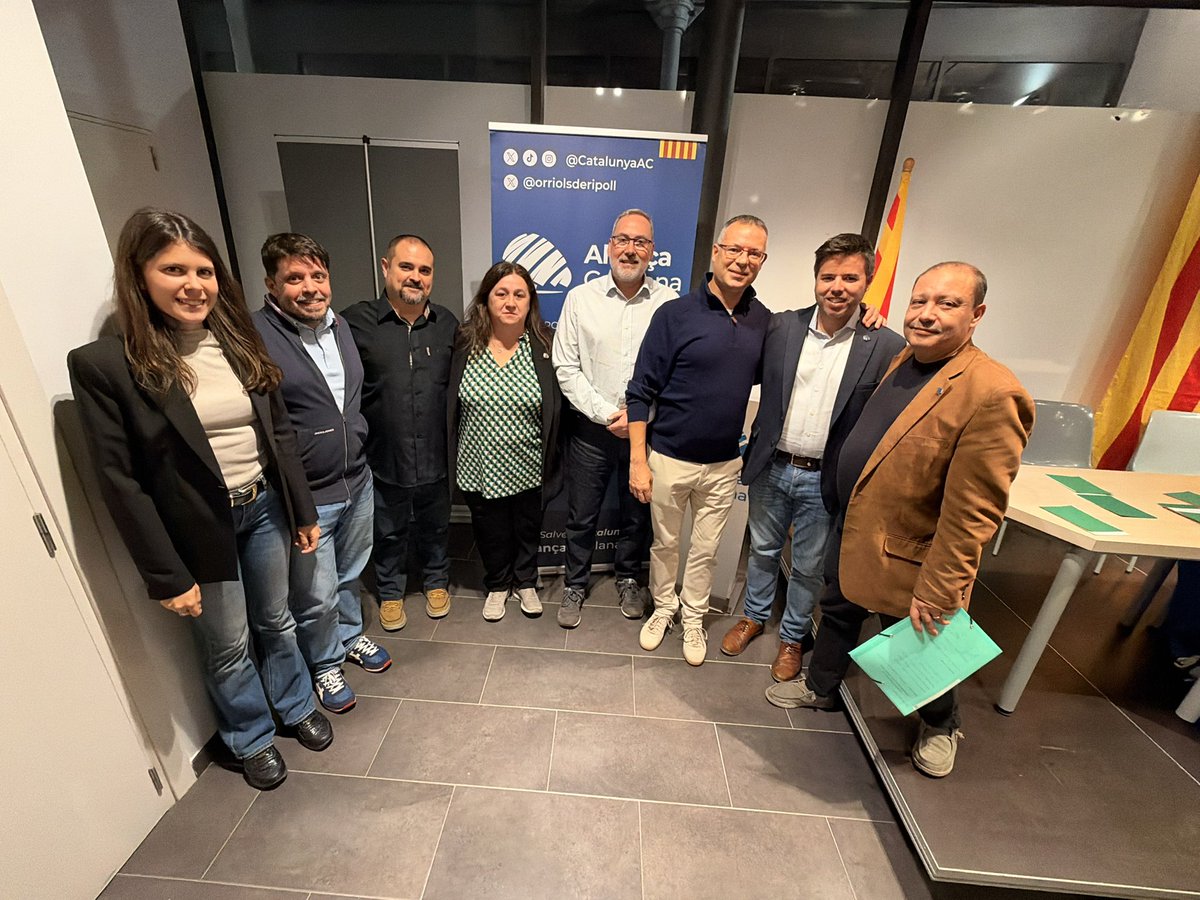 Terrassa_AC's tweet photo. Avui hem constituït el Comitè Executiu Local d’Aliança Catalana a #Terrassa, presidit per Agustí Devant.

Prioritats clares: seguretat, feina, habitatge i transparència en la gestió municipal.

Fem-ho possible! 

#SalvemTerrassa 
#SalvemCatalunya https://t.co/f3JmSsLthq