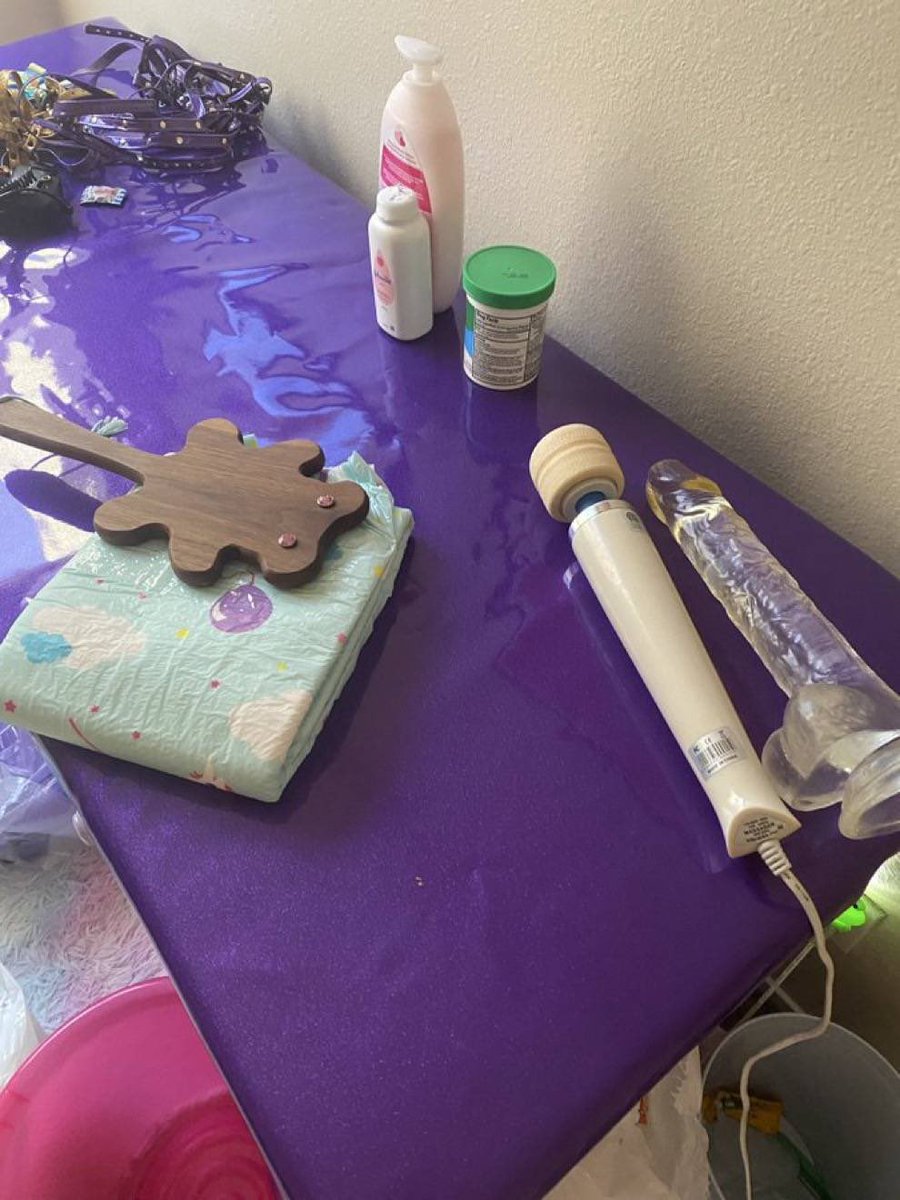 EmmaHansen61490's tweet photo. #abdlcommunity #abdllifestyle #abdI #diaperlover #abdlboy #adultbaby #abdIdiapers #ageplay #abdlbaby #diaperfetish #abdlrelationship #abdlgirls #littlespace #adultdiaper #littlespacecommunity #abdIpride #ageplayer #adultbabydiaperlover #abdlclothing #adultpacifier #adultbabyboy https://t.co/J7eBSXX8cT
