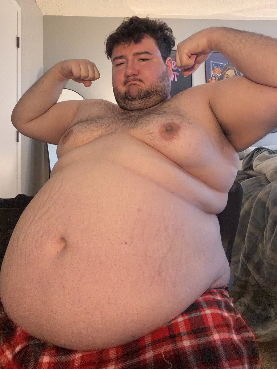 thickandtired_'s tweet photo. It’s just a dirty bulk bro, don’t worry 🐽 https://t.co/perD8fkla9