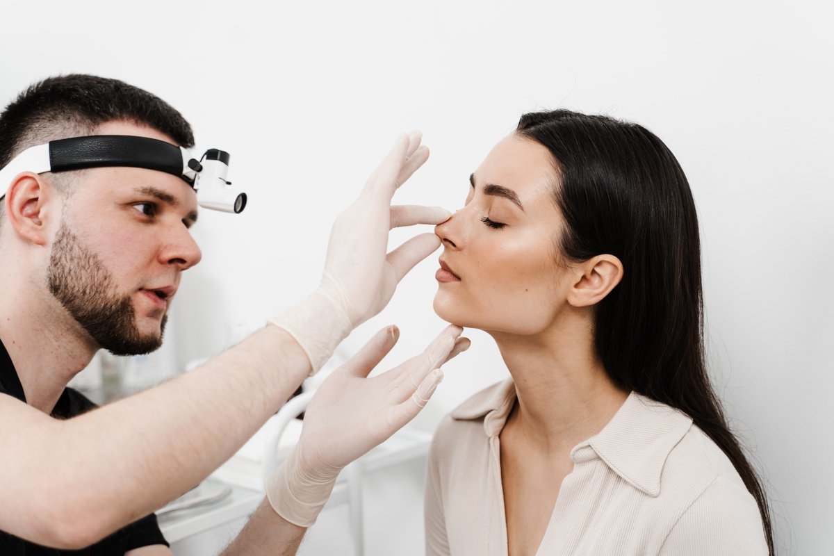 aaoms's tweet photo. Considering a rhinoplasty?  

During a consultation, patients should be prepared to discuss: 
✔️ The goals of the surgery 
✔️ Medical conditions, including drug allergies, any previous relevant treatments and any eye problems  
✔️ General health, particularly any pre-existing conditions or risk factors 

Learn more about the rhinoplasty procedure at https://t.co/2ZCqU9ow4d.  

https://t.co/XChDYhIo3s
