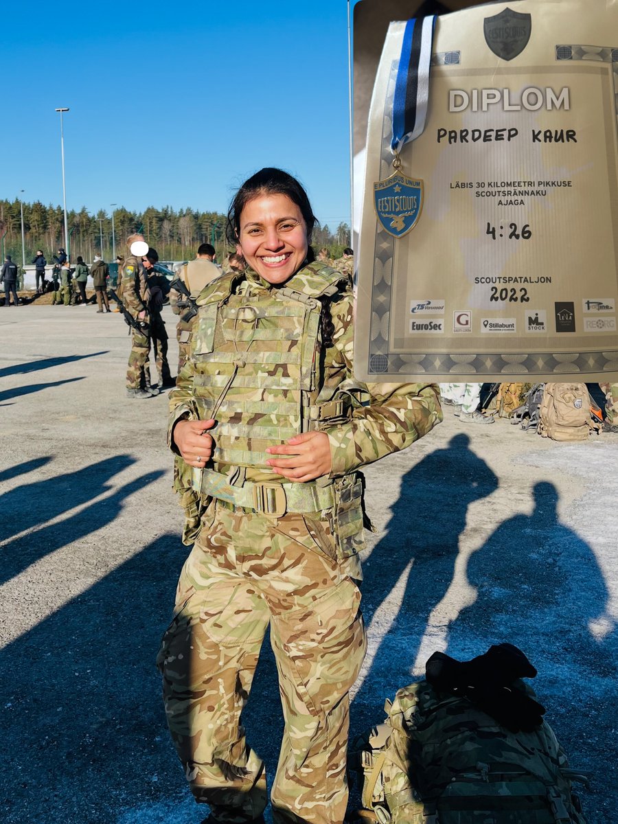 carlosspcam's tweet photo. One highlight of Estonia was completing a 30 km Scouts march in heavy snow and freezing temperatures with a 15 kg load and full kit. With no prior training, I finished in 4:26, placed top three in the female category, and proved resilience goes https://t.co/ejdRcH3yNu