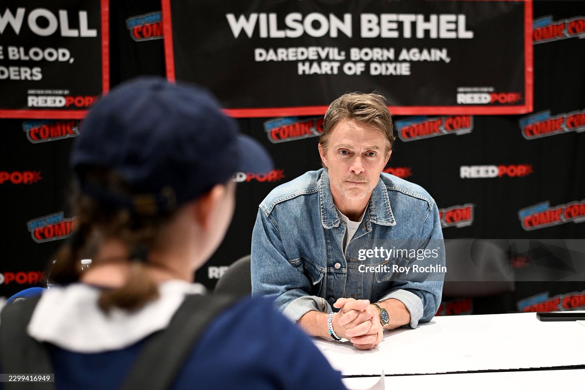 buffyvibe's tweet photo. he looks so good oh my god https://t.co/mv6DgaFBHS