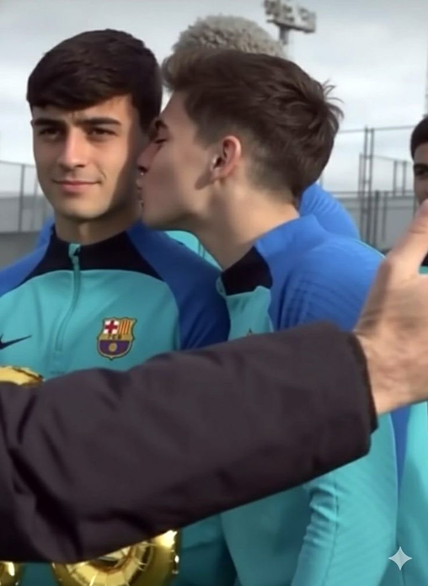 frenkiesarchive's tweet photo. i miss my husbands so much bring back #gadri https://t.co/7q3E5ZbW0s