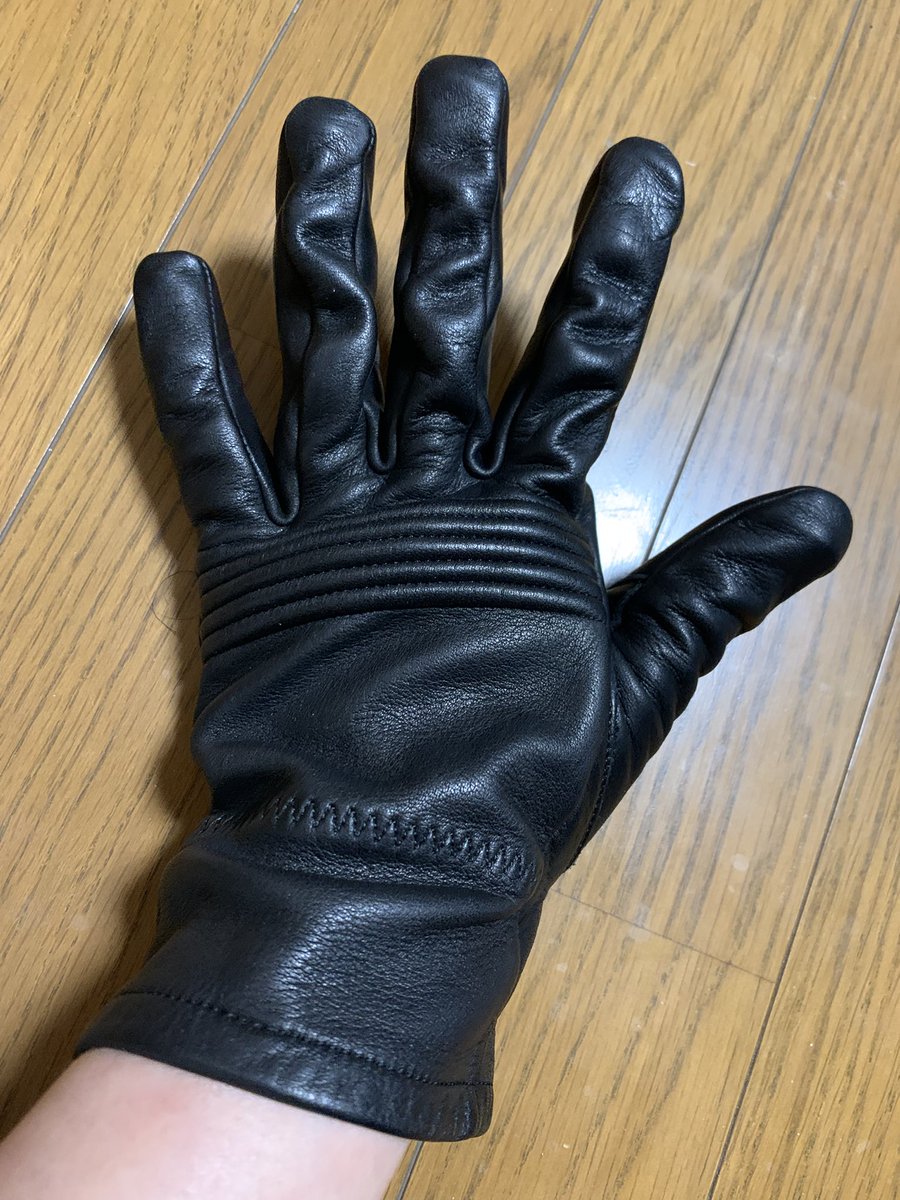 kitune_glove's tweet photo. 戦隊ブラック
牛革のいい香り https://t.co/01IE39Q7i8