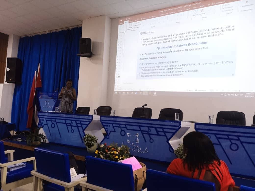 delgado_la73466's tweet photo. Participamos en la mañana de ayer jueves en la reunión metodológica.
El encuentro que fue dirigido por la Jefa de la oficina del vínculo de la ANPP, contó además con la presencia de las direcciones de las AMPP de los territorios de la #Habana.
#PoderPopular
#PoderDelPueblo https://t.co/LH6HfWG0Ic