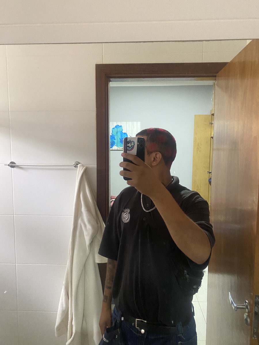ujosepeyh's tweet photo. Flávio vai matar bissexuais de aparência fraca como a minha, lula contra bi padrões https://t.co/le1uGIlF1M