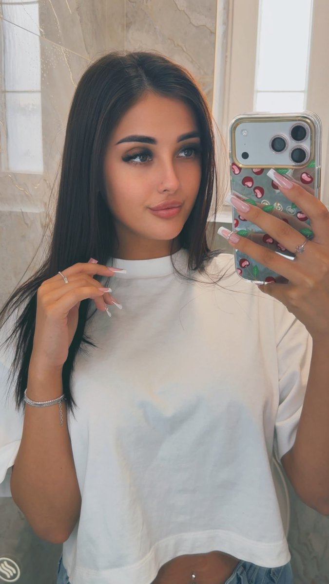 SophiaVilner's tweet photo. Angel face π₯Ήπ
#pretty #babydoll #dollface https://t.co/6dHziFiXmA
