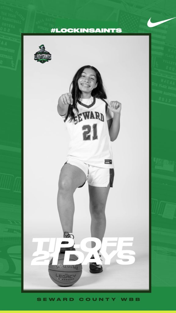SewardWBB's tweet photo. Countdown to Tip-Off!
#Good2B🟢⚔️
#LockInSaints🔒 https://t.co/pbSpwUeqCM