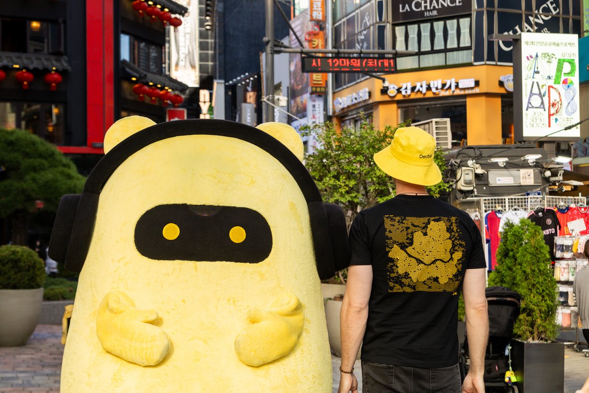 DecibelTrade's tweet photo. Seoul takeaway:

Traders move fast from access to sophistication.
Cross-venue arb. Algorithms. Market data over commentary.

That's who Decibel is built for.
Simple to enter. Built to go deep.

Banger mostly contributed morale. https://t.co/uB5RA73RWw