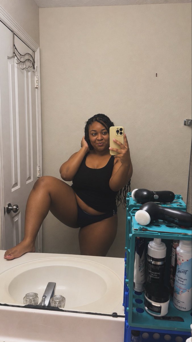 shorttstackkzz's tweet photo. You want attachments sent to your phone every morning👀🍑
Spend that shii🤪Cash app in bio and dm me for Apple Pay #bigbooty #bodygoals #thickgirls #curvybody https://t.co/6TunFVH34r