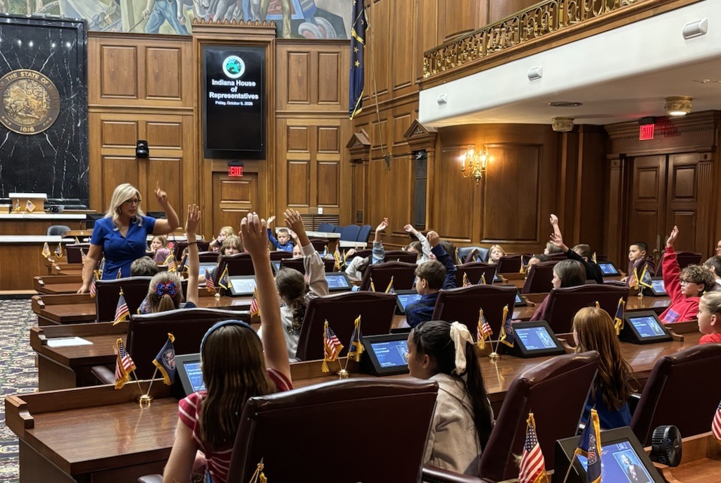 SecJennerIN's tweet photo. Mrs. Campbell, Mrs. Gibbs, &amp; Mrs. Johnson (our 2026 IN Teacher of the Year!) brought their 4th graders to the Statehouse to learn about government, civics, &amp; the state's role in education. Rep. Greg Steuerwald also stopped by the House Chamber to explain the legislative process. https://t.co/Da4ToyQqnd