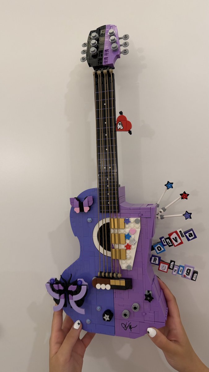 venussx_'s tweet photo. Literally the cutest lego I’ve ever built ʚɞ https://t.co/XxzDPB8VoN