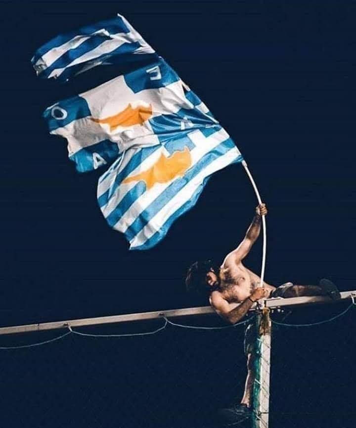 APapaellinas tweet picture