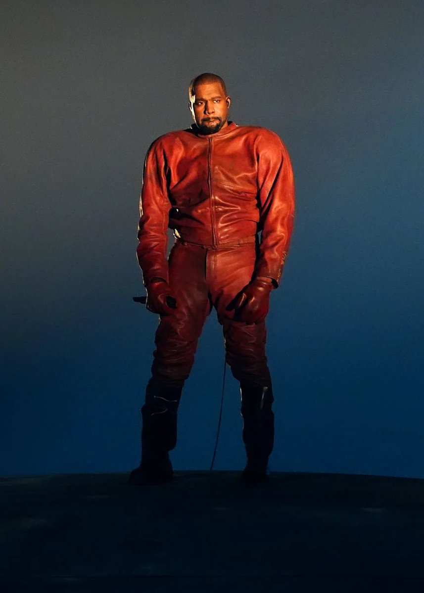 DeletedVILLAIN's tweet photo. Naw the greatest hiphop comeback is Ye https://t.co/R6aZh7zYp0