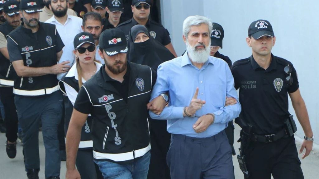velevnews's tweet photo. Alparslan Kuytul: Bütün cemaatler suç örgütü kapsamına sokulmak isteniyor

https://t.co/cIS7FSLzAY https://t.co/7SAFhW87ZR