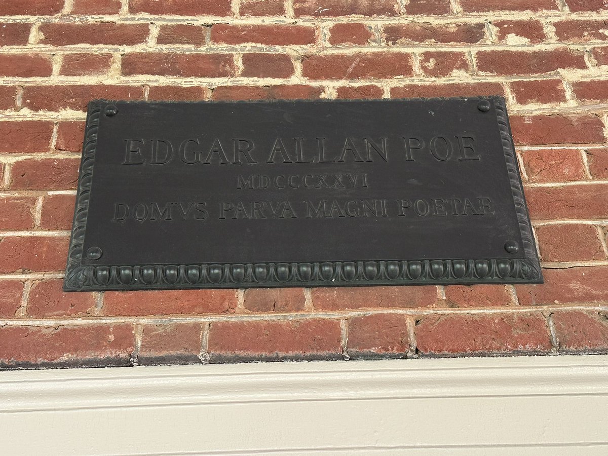 JeffersonUVAFan's tweet photo. #EdgarAllanPoe at the University of Virginia https://t.co/AORbrrbTRV