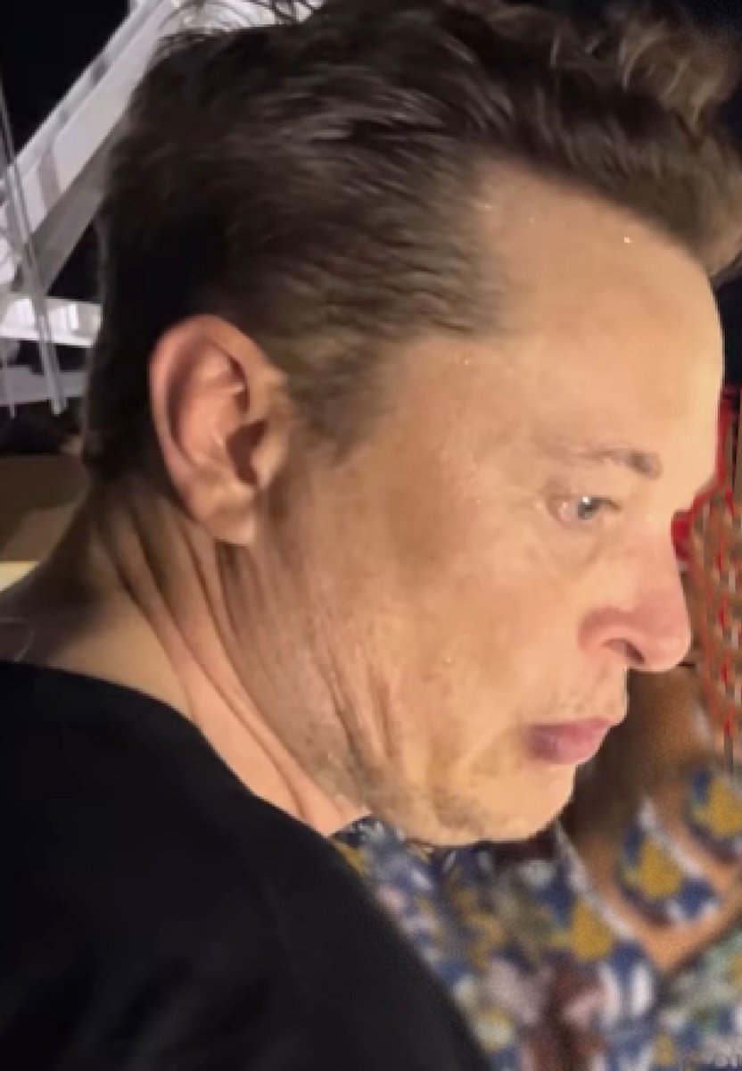 oana222's tweet photo. Only for you , my dreams are the hottest, feelings are the most passionate  ... and  I'm wishing  to be everything for you what means love  ❤️ ❤️@elonmusk https://t.co/oBKVeLdA8B