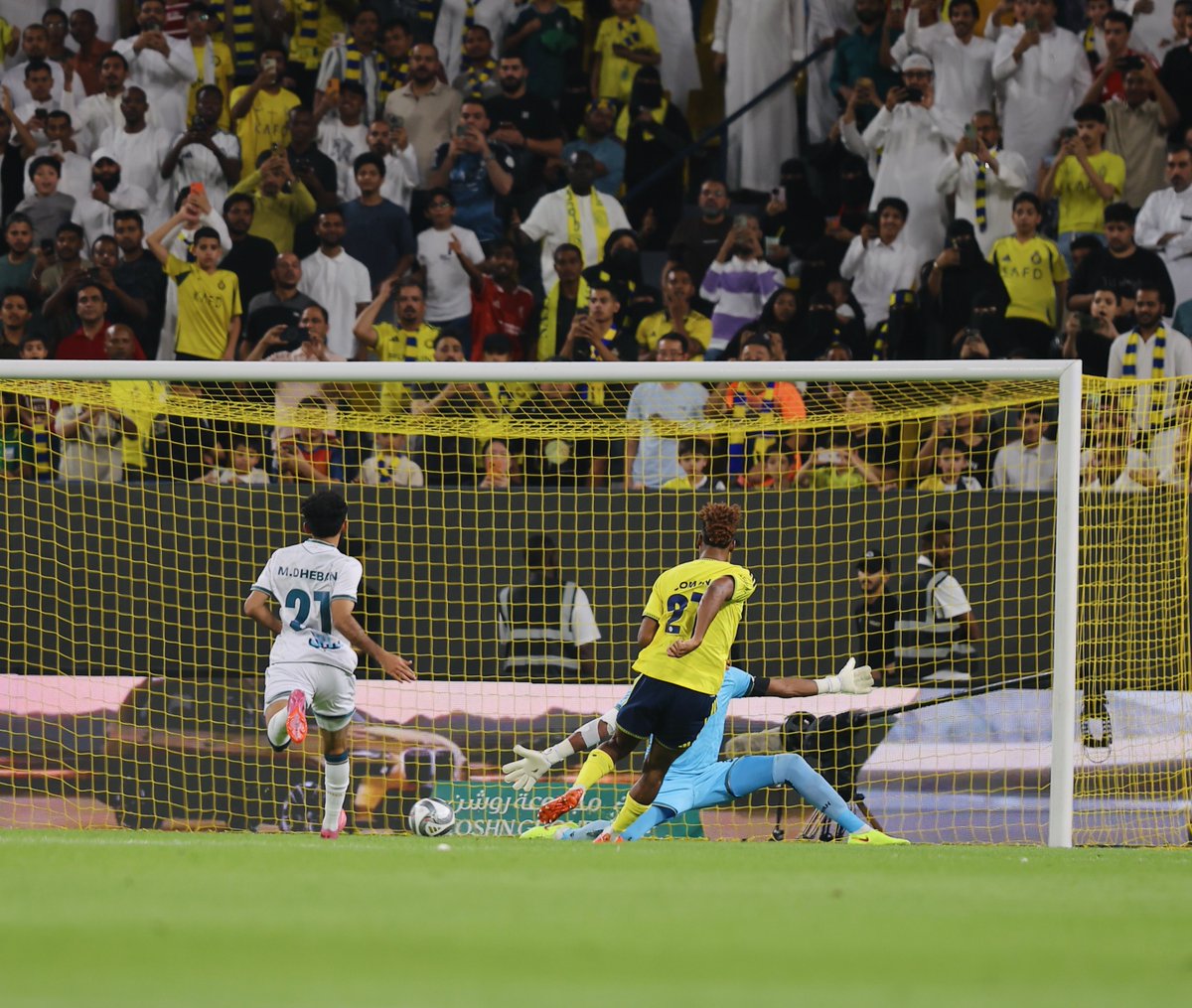 AlNassrFC's tweet photo. هدفٌ ثالث .. من كومان 🤩 https://t.co/CB6w1yKfQG