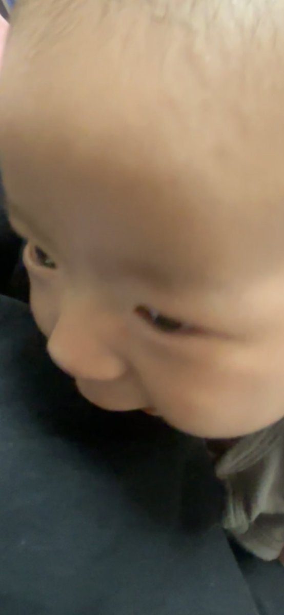 fffakariv's tweet photo. 私に抱っこされる
甥っ子が最強にあざといです
可愛すぎてどうしたろかほんまぁ https://t.co/QOnmES4gSp