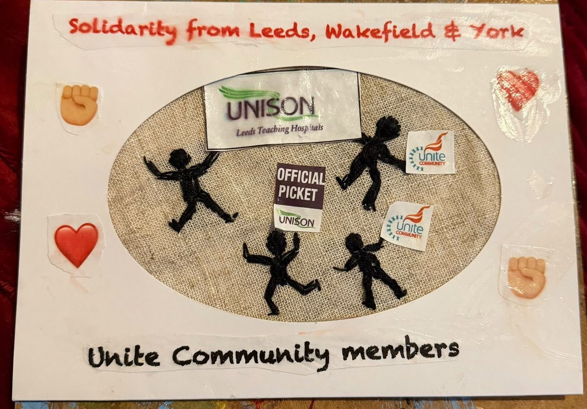 unitecomleeds's tweet photo. Nice pic of our branch's solidarity card, which was well-received 💜❤️💙
#StrikeSolidarity #SupportTheStrike #PutNHSPayRight #SOSNHS #NHSPay #NHSstrikes #NHSStrike #NHS #LeedsTeachingHospitals #Regrading #BackPay https://t.co/GyoCiibgO7