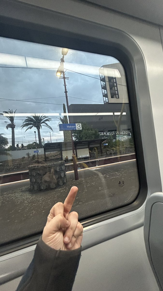 MalvernHater's tweet photo. FUCK OFF https://t.co/ZrZ6DSwVX1