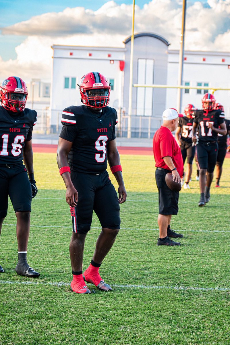 virshodeleaby2's tweet photo. Game dayyy ‼️‼️‼️ South FM Vs FORT MYERS https://t.co/wgl40zJRhc