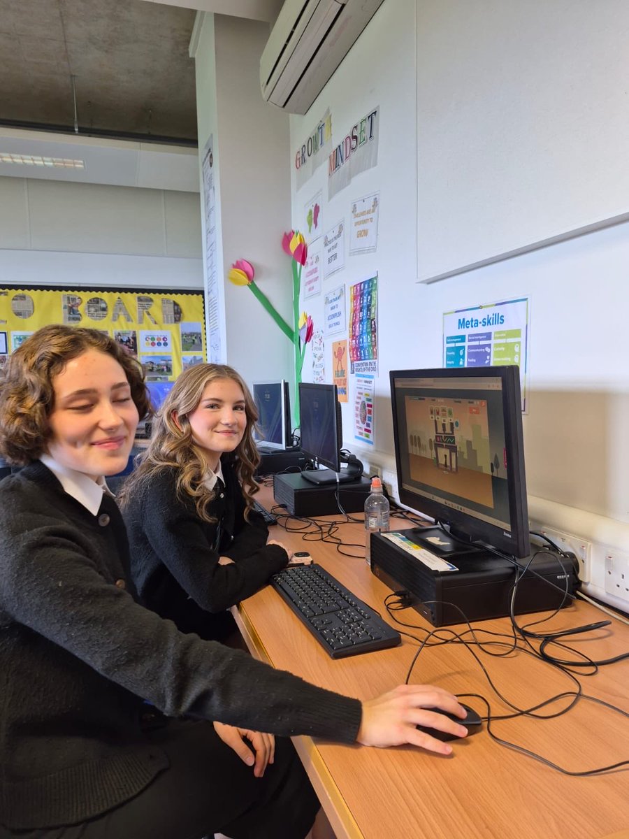 olspbus_comp's tweet photo. A brilliant day at our annual #enterprisechallenge facilitated by the @KingsTrust our pupils loved every minute and the team commented on how respectful and engaged our pupils were @OLSPHigh https://t.co/WSKKBOhxFH