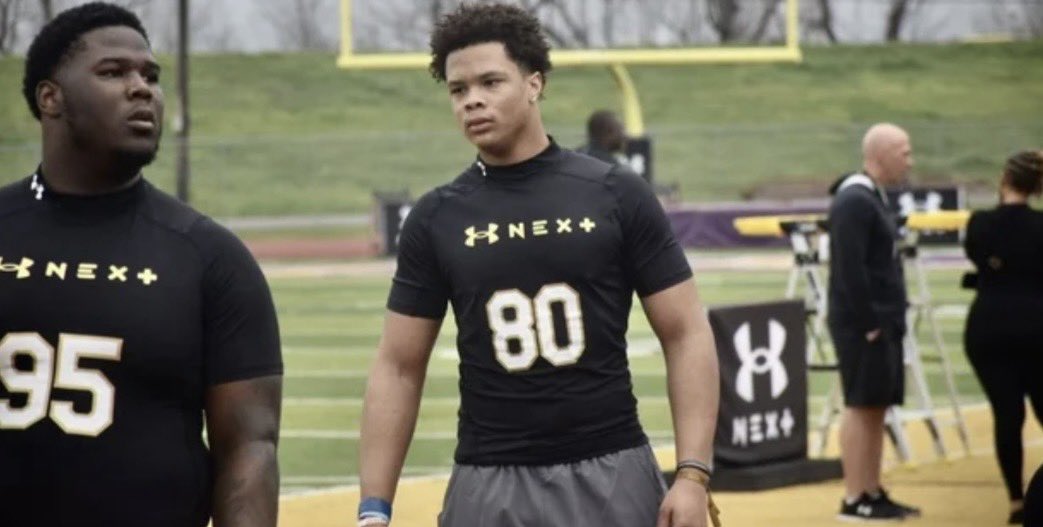 Cade_Draughon's tweet photo. NEW: GigEm247 will be out across Houston tonight tracking Texas A&M commits and top recruiting targets. 

• @ZyronForstall makes his TXHSFB debut 
• Another look at 2028 WR target @2uperman2 
• 2030 RB @PeytonBchaney and more 

Follow along for live updates throughout the night ⬇️ #GigEm 

🔗(VIP): https://t.co/BHMqm7XY5q