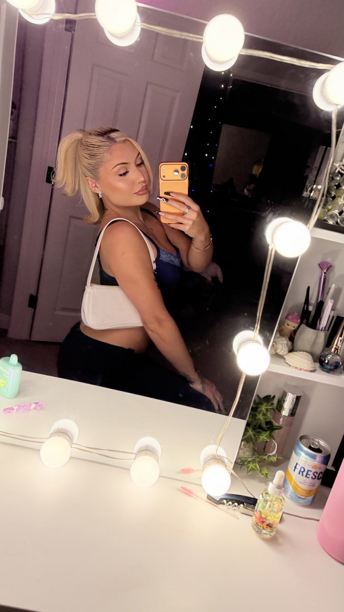 slippykitty's tweet photo. 😽 link in bio https://t.co/SNThphignp