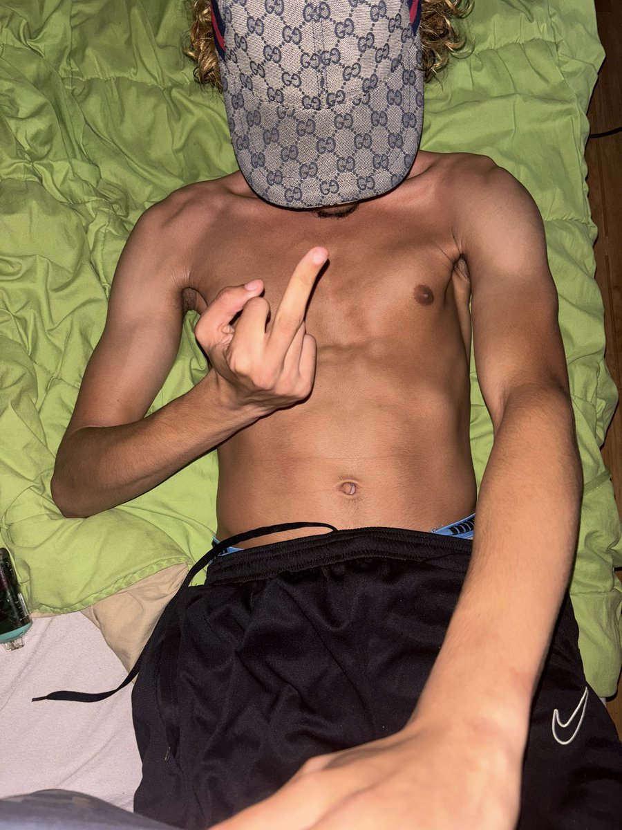 nadsko92iz's tweet photo. À 50 RT je poste mon zeub en caleçon ici 🇲🇦🇩🇿 https://t.co/yK4QAGYWaW