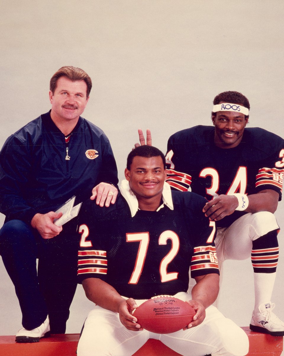 ChicagoBears's tweet photo. Remembering a legend 🧡 https://t.co/4n8JxLRlTH