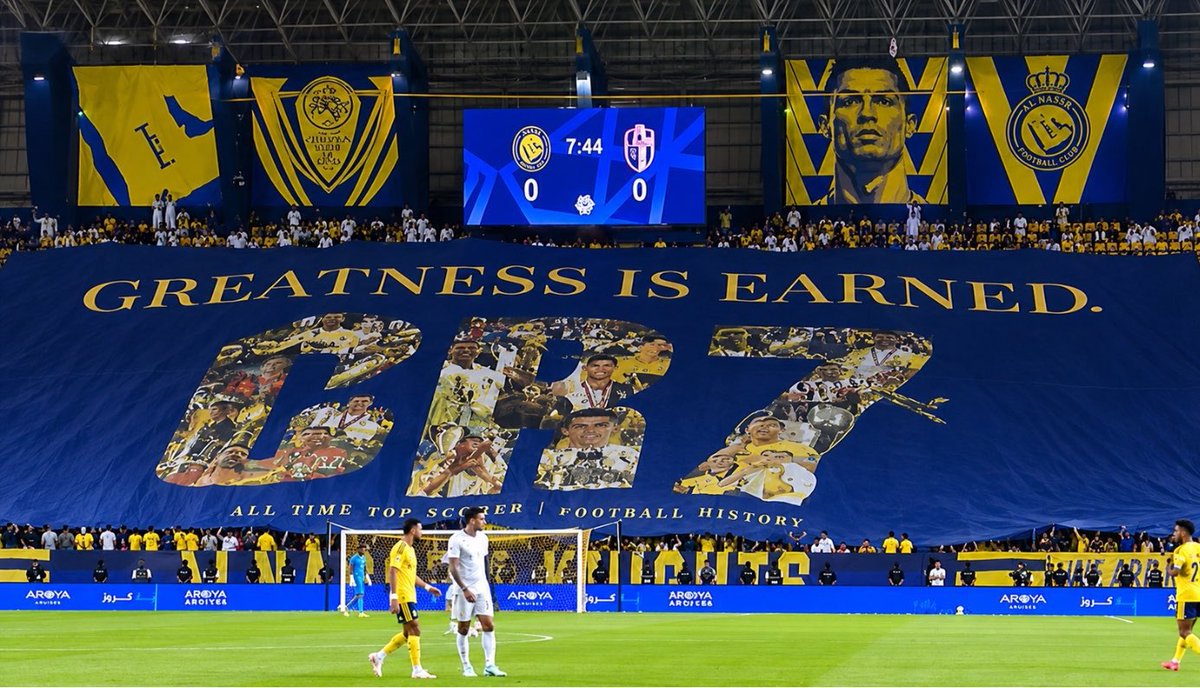ArielipilloPlus's tweet photo. 🚨 Cristiano Ronaldo al borde de las lágrimas después de los bonitos gestos que tuvo la afición del Al Nassr tras una dura semana con Portugal, Jorge Jesus y la Prensa. https://t.co/OS9wrp6buX