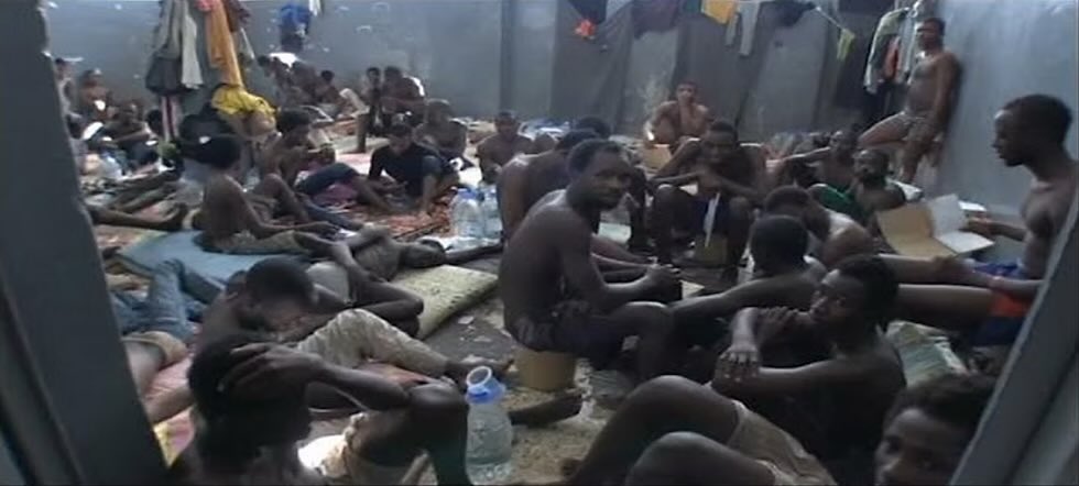 RealManekqr1's tweet photo. @Tomie2120 @KB_Ramasimong @Romain_Molina Lmao have u seen the average aff skinny malnourished and ugly that why their getting enslaved in Libya in big 2026 😂😂 and Mike Tyson Mixes with what Nigeria? The same guys who eat bushmeat and live in mudhut and had let their country be named by a white women 😂😂😂🛖🛖🛖🥀 https://t.co/9LlpfI0bwg