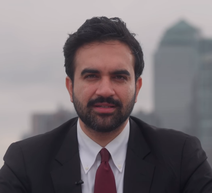 libsoftiktok's tweet photo. BREAKING: Zohran Mamdani reportedly DEMANDED during a call with President Trump and DHS Sec. Markwayne Mullin to RELEASE the criminal illegal alien shot by ICE back onto the streets.

He even refused to have him remain in NYPD custody.

This illegal alien has been charged with NUMEROUS violent crimes in just 3 years.

Democrats don't want justice. They want lawlessness.