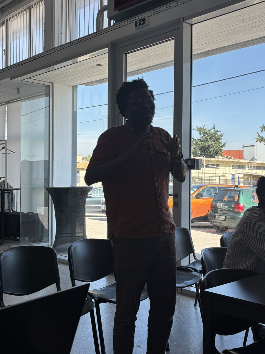 ClimatechoiceEU's tweet photo. 🎬 Day 2 of the #CHOICE Final Event in Athens was all about our 5 pilots: real campaigns, real people, real change!
📋 Dr Nikos Tantaroudas & Dr Ilias Karachalios (@ISENSE_GROUP) presented how CHOICE designed, coordinated and evaluated campaigns across 5 countries.
🌍 Pilot leaders then shared their results, along with videos from the campaigns:
🇦🇹 464,000+ visitors to dm's CO₂ campaign pages
🇪🇸 Olive farmers' use of digital tools more than doubled @CoopsAgroAND
🇬🇷 e-Fresh sales up 23% during a campaign
🇨🇴 Women coffee farmers cut fuel use by 24% @PTITECNiCAFE @supracafeesp
🇿🇦 1,000+ young people engaged in each of the 5 campaigns
#ClimateChoice #HorizonEurope #FoodSystems #BehaviourChange