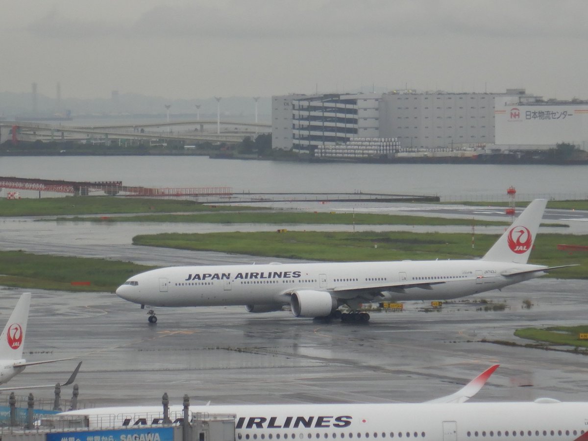 mTPzKjCSID26985's tweet photo. JAL　B777-300ER　JA743J　2026年9月撮影
＃飛行機　＃羽田空港　＃JAL　＃航空写真 https://t.co/yliywjJnYl