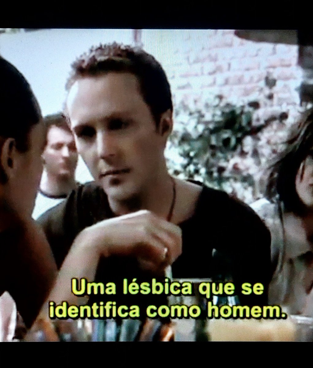 lozzsz's tweet photo. @gigi_ceo_do_wlw tava vendo the l word hoje e lembrei de vc https://t.co/aKz0eJGi72