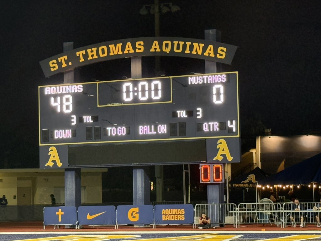 STA_Football's tweet photo. 🔹🔶VICTORY🔶🔹

STA                      4️⃣8️⃣
McArthur            🍩

#Amen 
#FFTE
#YouGoWeGo
@CoachHarriott https://t.co/C7v1lioUEk