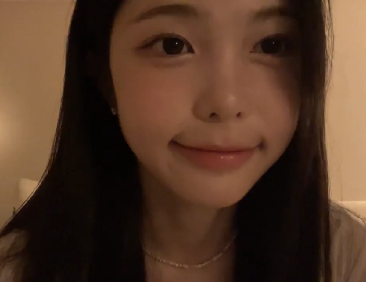 S2skrrr's tweet photo. 와 뭐야 님들 모듀 에스파랑 하투하 좋아하세요 https://t.co/9emWQ0FH76