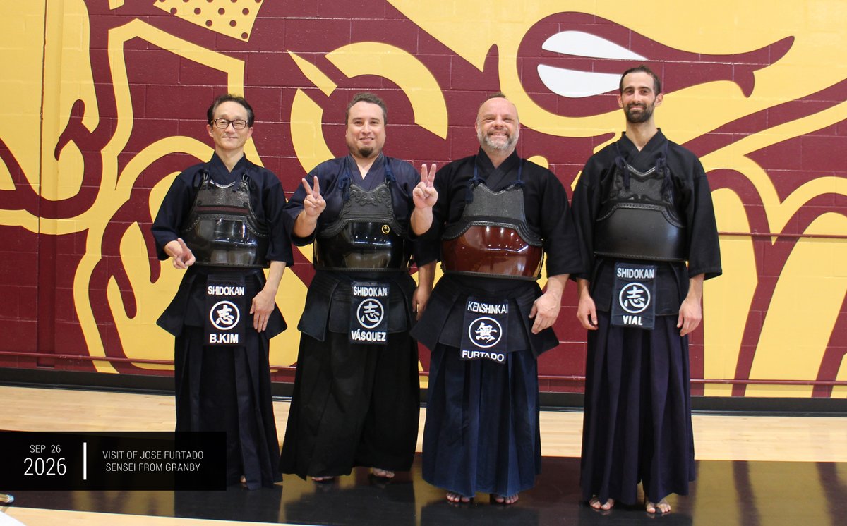 shidokanmtl's tweet photo. Thank you so much to Furtado Sensei for visiting us all the way from Granby QC. 🙏💪 #shidokan #CUrec #kendo #concordia #montreal #志道館 #剣道 #검도 #몬트리올 https://t.co/2aaRt6MpLm