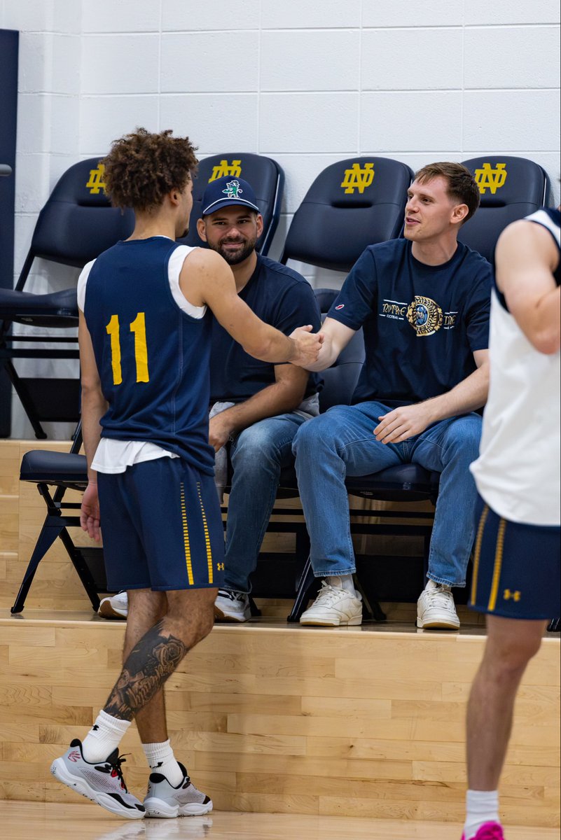 NDmbb's tweet photo. always happy to welcome back our guys 🤝
#GoIrish☘️ https://t.co/XEgi6T5mGv