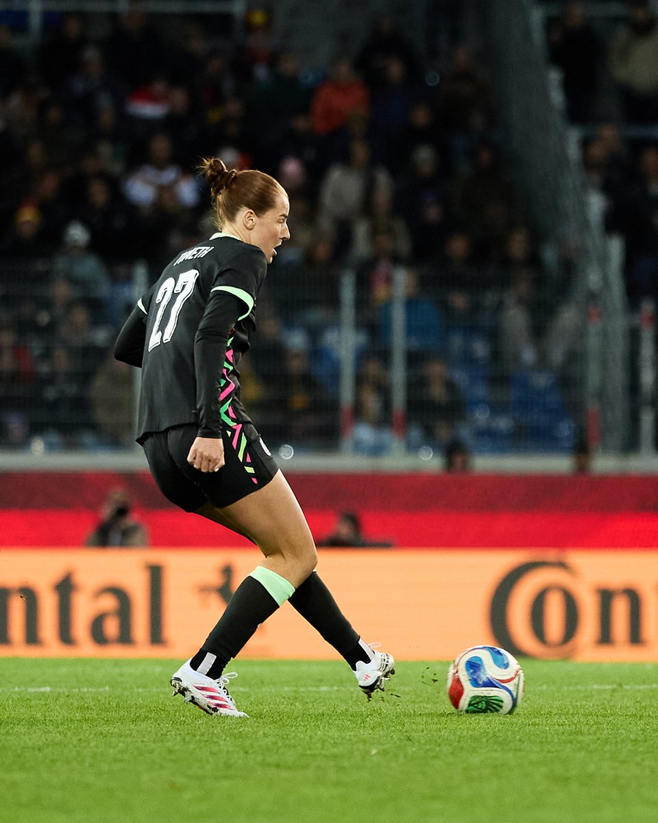 TheMatildas's tweet photo. Cap No. 2️⃣4️⃣4️⃣ 🧢

Welcome to the family, Tori! 👏

#Matildas #GERvAUS https://t.co/tN9poK7NcB