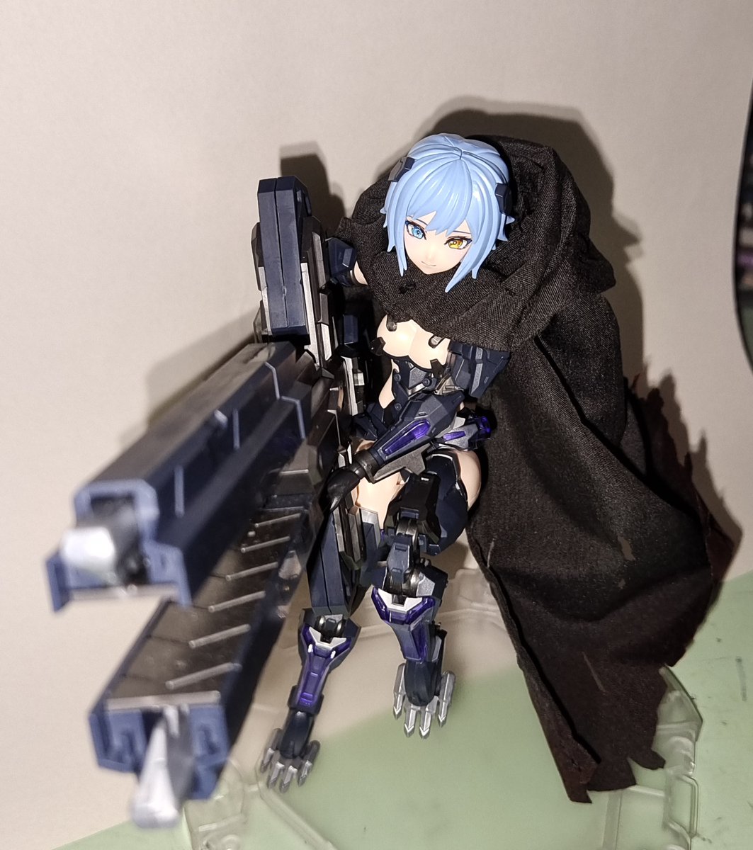 AriannaPorgwdd's tweet photo. 苯檬搜什狙はなんだか気になる存在だね！日常の中でちょっと特別な感じがするよ。 https://t.co/M7v5hfxuIX