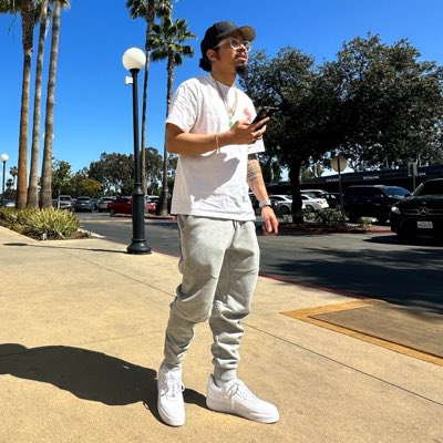 KM_neverTRUST's tweet photo. #NewProfilePic https://t.co/g90lETWxFG