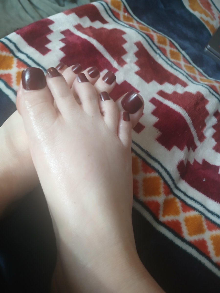 GODDESSLILdv's tweet photo. I love how my feet feels after a treatment 
#goddess #footgoddess #feetlovers #payme #footslavewanted #givemeyourmoney https://t.co/baC5BwH25s