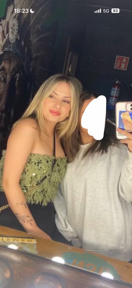 GoddessEliza25's tweet photo. Pagacopas??? https://t.co/TvELORsKkV