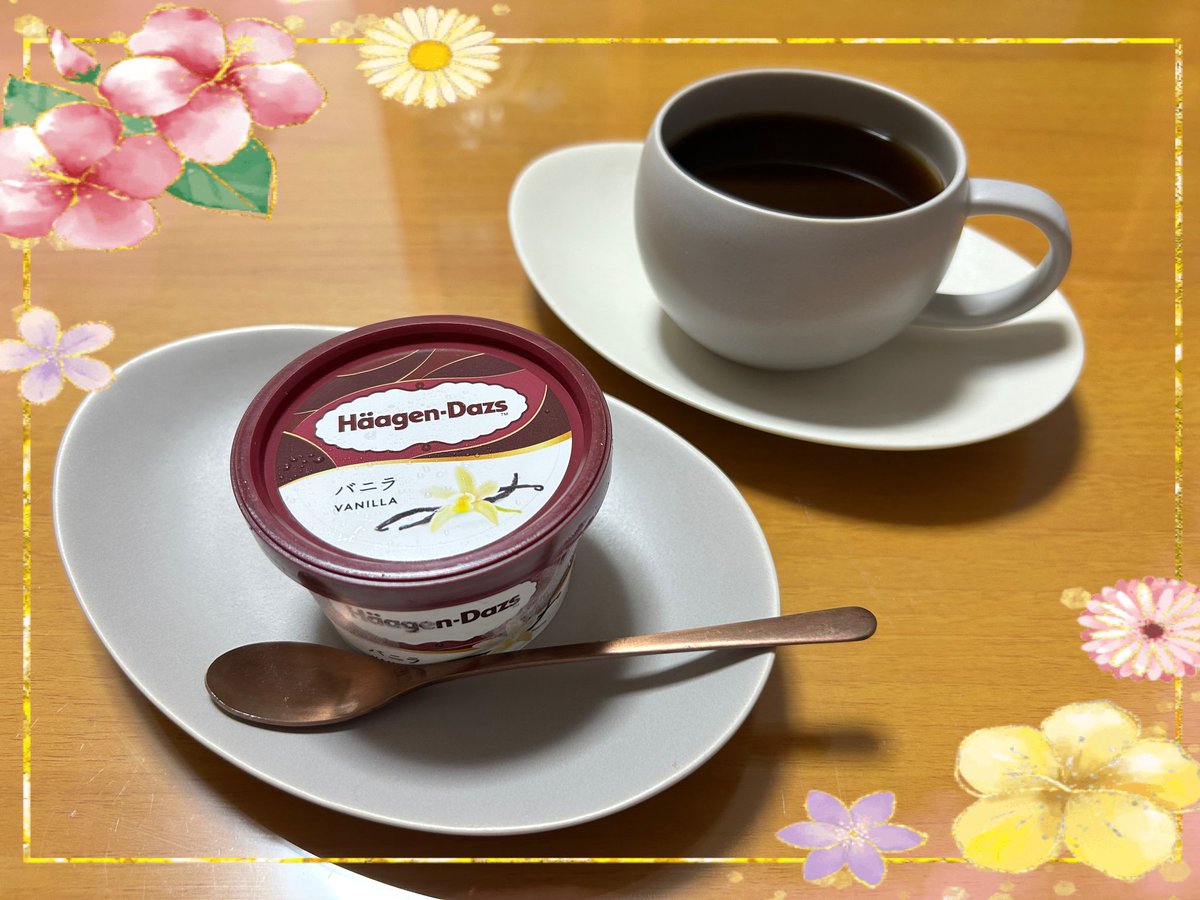 skyliner0516's tweet photo. おめざ✨😊✨ #おはようございます 🍨 https://t.co/dhJ1BVGWMH