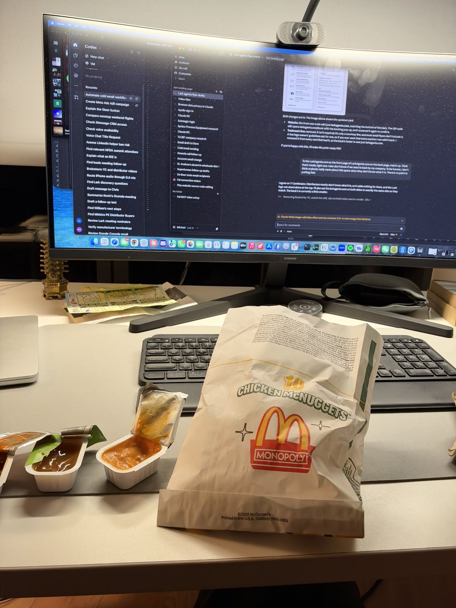 michael_wxng's tweet photo. If McDonalds wasn’t opened throughout the night I don’t think I could be a founder. Sometimes mcds just hits and is so bussin https://t.co/d5Hd7wPMaO