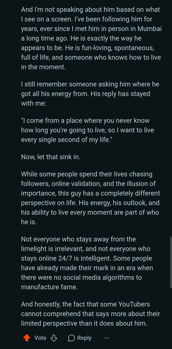 lucaphan33's tweet photo. Someone on Reddit wrote such a lovely comment about Qazi. Genuinely what an inspiring person Qazi is ❤️❤️❤️ 
#QaziTouqeer #BiggBoss20 https://t.co/wb8NO5Cmyp