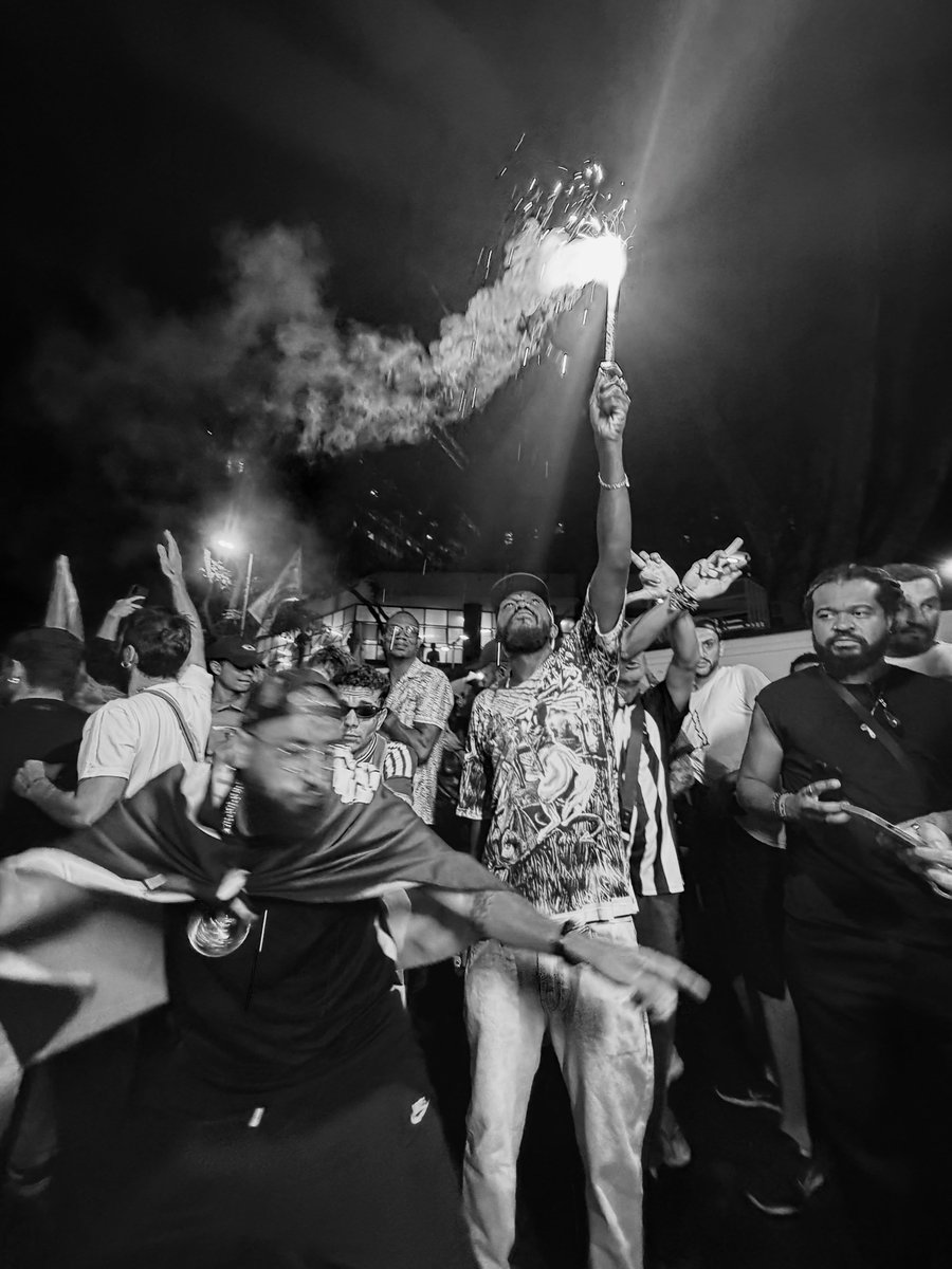 boredck's tweet photo. Djonga, FBC &amp; Sidoka numa manifestação pró-Lula, em BH. https://t.co/7mHeQCCgQT